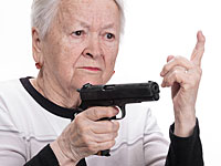 Пенсионерка из Хьюстона застрелила извращенца, преследовавшего ее на велосипеде
