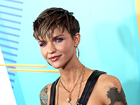 Австралийская модель Руби Роуз сыграет супергероиню Бэтвумен – еврейку и лесбиянку