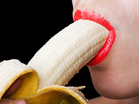 Французская журналистка развенчивает мифы о пользе глотания спермы