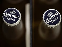 Производитель пива Corona берет под контроль крупнейшего производителя конопли
