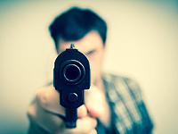 В Петербурге частный детектив выстрелил в голову своей невесте