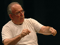 Умер знаменитый израильский музыкант, композитор и дирижер Ноам Шериф