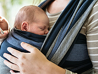 В Германии депутата, пришедшую на заседание с грудным младенцем на руках, выгнали из зала