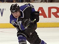 Казахстанский канадец забросил гол со своей половины площадки