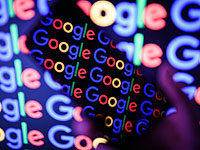 Google заблокировал на YouTube рекламные ролики митингов Навального