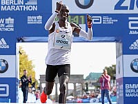 В Берлине марафонец - олимпийский чемпион установил мировой рекорд 