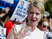 Синтию Никсон, кандидата в губернаторы Нью-Йорка, обвиняют в поддержке BDS
