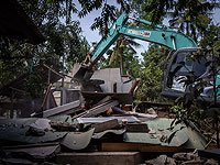 Число жертв землетрясения в Индонезии превысило 800 человек