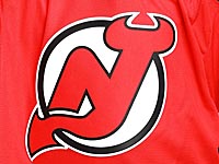 НХЛ в Швеции: гол из своей зоны. 