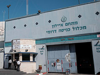 В тюрьме 