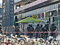 На вокзале Кельна неизвестные захватили заложников