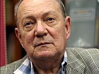 Во Франции умер известный писатель Анатолий Гладилин