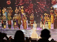 Жена известного волейболиста продемонстрировала поклонникам тренированный пресс