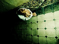 Крымчанку два месяца держали в неволе в заброшенном здании