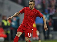 Рафинья извинился за костюм арабского террориста