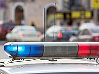 Посетительницы екатеринбургской галереи, делая селфи, повредили картину Сальвадора Дали