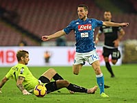 Дрис Мертенс забил три мяча и установил рекорд