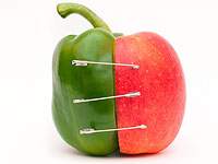 В Брисбене судят женщину, которая втыкала иголки во фрукты:  ущерб составил $116 млн