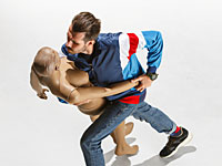 Школьная любовь холостяка из Дорсета длилась полвека и закончилась судом