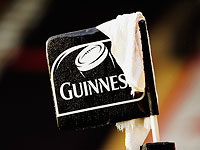 Отец маленькой ныряльщицы подает в суд на Guinness, обвинив компанию в вымогательстве