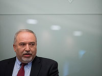 Либерман подал письмо об отставке, политический кризис в разгаре