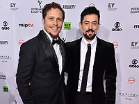 Гари Алазраки и Луис Мендес (Club Of Crows)  на церемонии Emmy International 2018. 19 ноября 2018 года