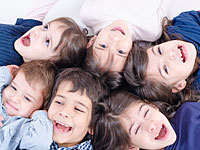 Единоросс из Омска требует лишить многодетные семьи поддержки государства 
