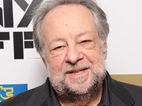 Умер американский актер и иллюзионист Рики Джей