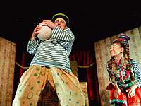 Ханука в театре