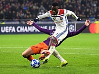 Корне забил два мяча. 