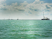 В Керченском проливе столкнулись два грузовых судна