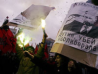 Опрос: граждан РФ все больше беспокоят санкции и международная изоляция