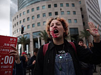 Протест против насилия в семье: забастовка и митинги в пяти городах