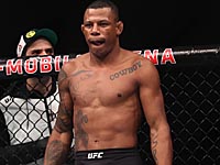 В Бразилии боец UFC ранен осколками гранаты
