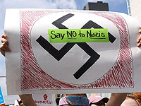 В американском общежитии студентку попросили убрать плакат 