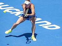 Окленд: Винус Уильямс обыграла Викторию Азаренко. Каролин Возняцки вышла во второй круг