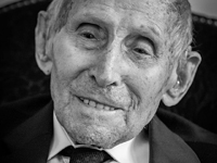 Умер Жорж Луанже, герой французского Сопротивления, спасший сотни еврейских детей