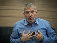 Депутат Мики Розенталь объявил об уходе из политики