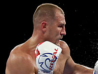 Звезда российского бокса избил американскую модель: та оценила ущерб в $8 млн