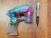 Иорданец грабил израильские почтовые банки, угрожая мыльным пистолетом и шприцем