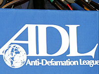 Опрос:  более трети граждан США столкнулись с ненавистью в интернете