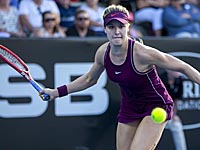 Одна из самых красивых теннисисток мира поздравила поклонников эротическим фото