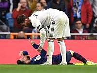 Многие уверены, что Рамос намеренно ударил Месси в лицо. Защитник это отрицает