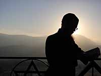 В Чили перепутали тела погибших израильтянок. Похороны Дины Порат отложены