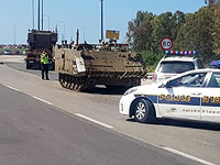 На шоссе номер 4 с тягача свалился бронетранспортер