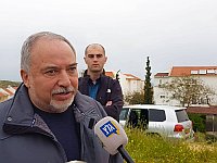 Либерман в Сдероте: Правительство бросило жителей Юга на произвол судьбы