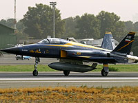 На военном параде в Тегеране были показаны истребители