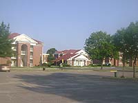 Университет Арканзаса учредил стипендию имени профессора-отрицателя Холокоста