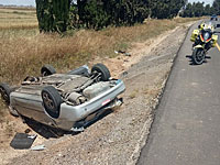 На шоссе 352 в районе Ашкелона перевернулся легковой автомобиль
