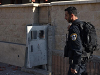 Прямое попадание ракеты в жилой дом в одном из кибуцев Шаар а-Негев